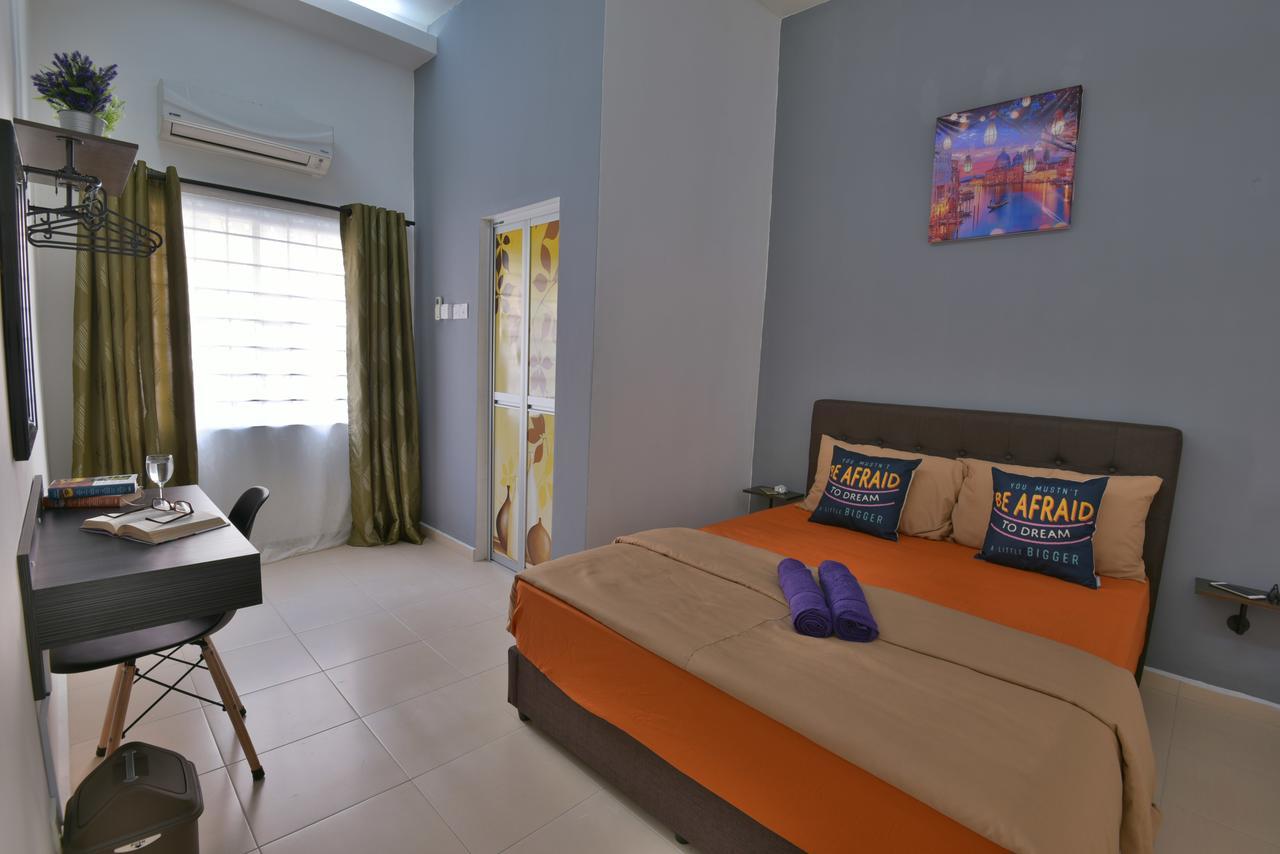 Femosa Homestay Melaka Εξωτερικό φωτογραφία